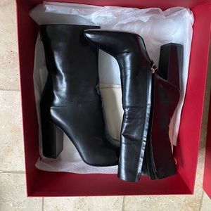 Black leather Valentino heeled Boots